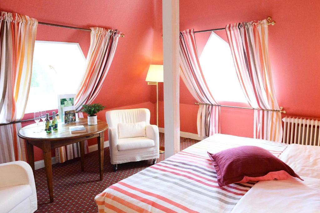 Romantik Hotel Jagdhaus Waldfrieden Bilsen 객실 사진